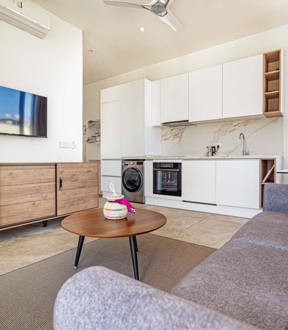 A4 Room InUs -The Edge- Living Space A4 Room InUs -The Edge- Living Space